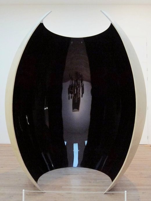 Anish Kapoor installation at the Tate Modern