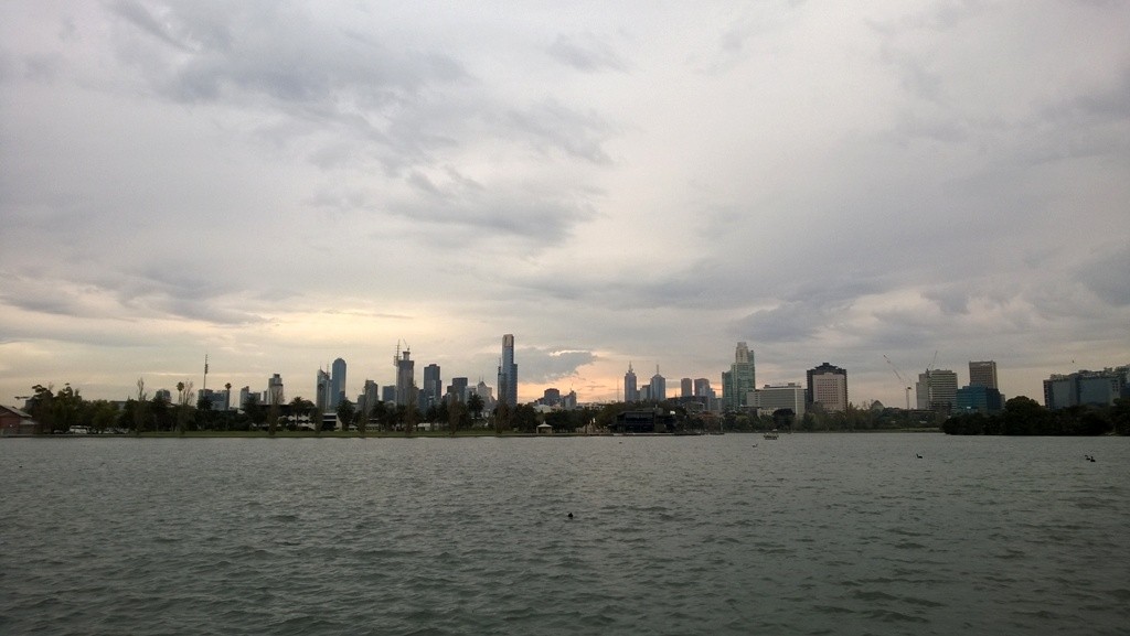 Melbourne skyline from Albert Park