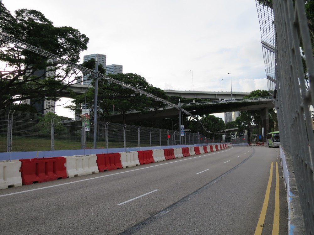 A Lap of the Singapore Grand Prix on Foot 1