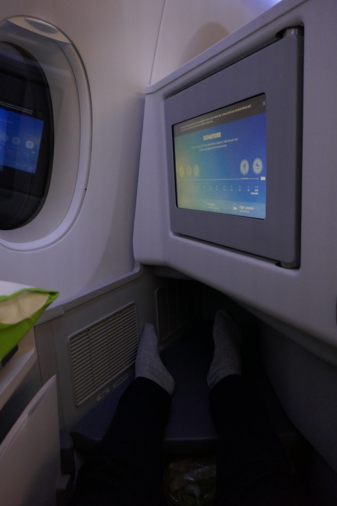 A350 footspace