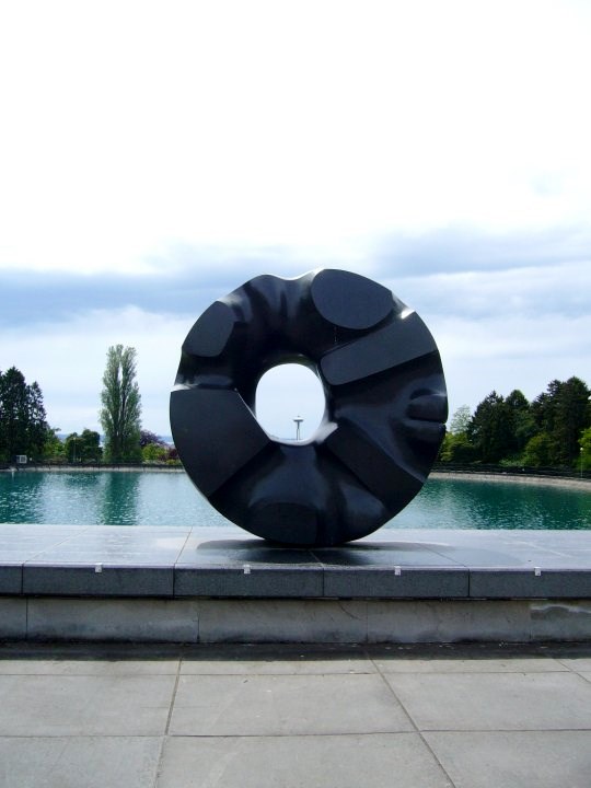 Noguchi's Black Sun sculpture in Seattle