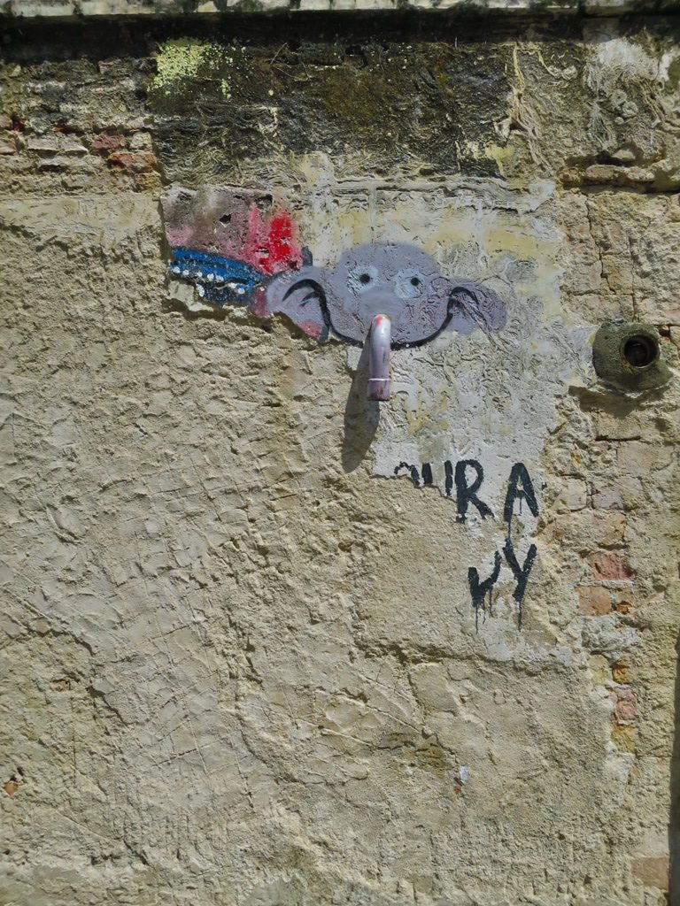 Elephant tap