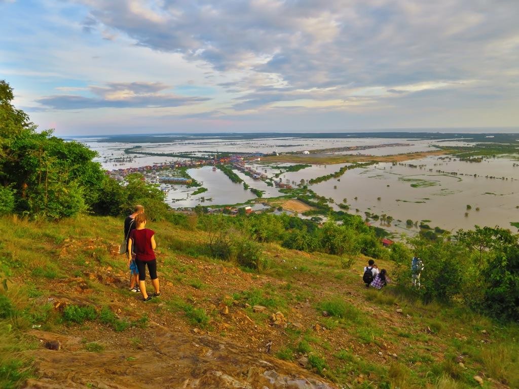 A Quiet Sunset Over Phnom Krom 4