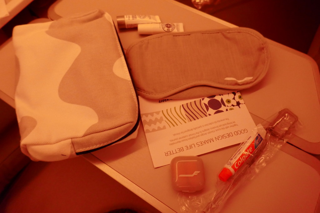 Finnair amenity kit