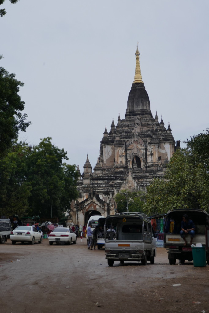 Gawdawpalin on the Bagan temple route