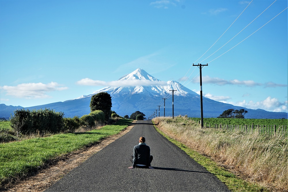 Taranaki surf highway road trip