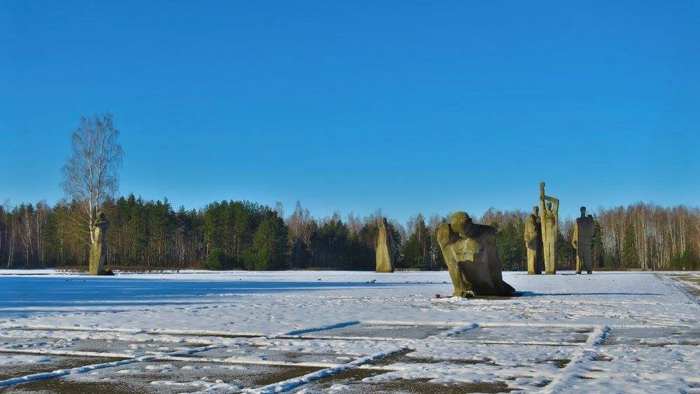 salaspils memorials sculptures 2